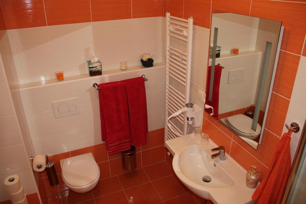 Apartman Relax ออลอโมตซ์ ภายนอก รูปภาพ